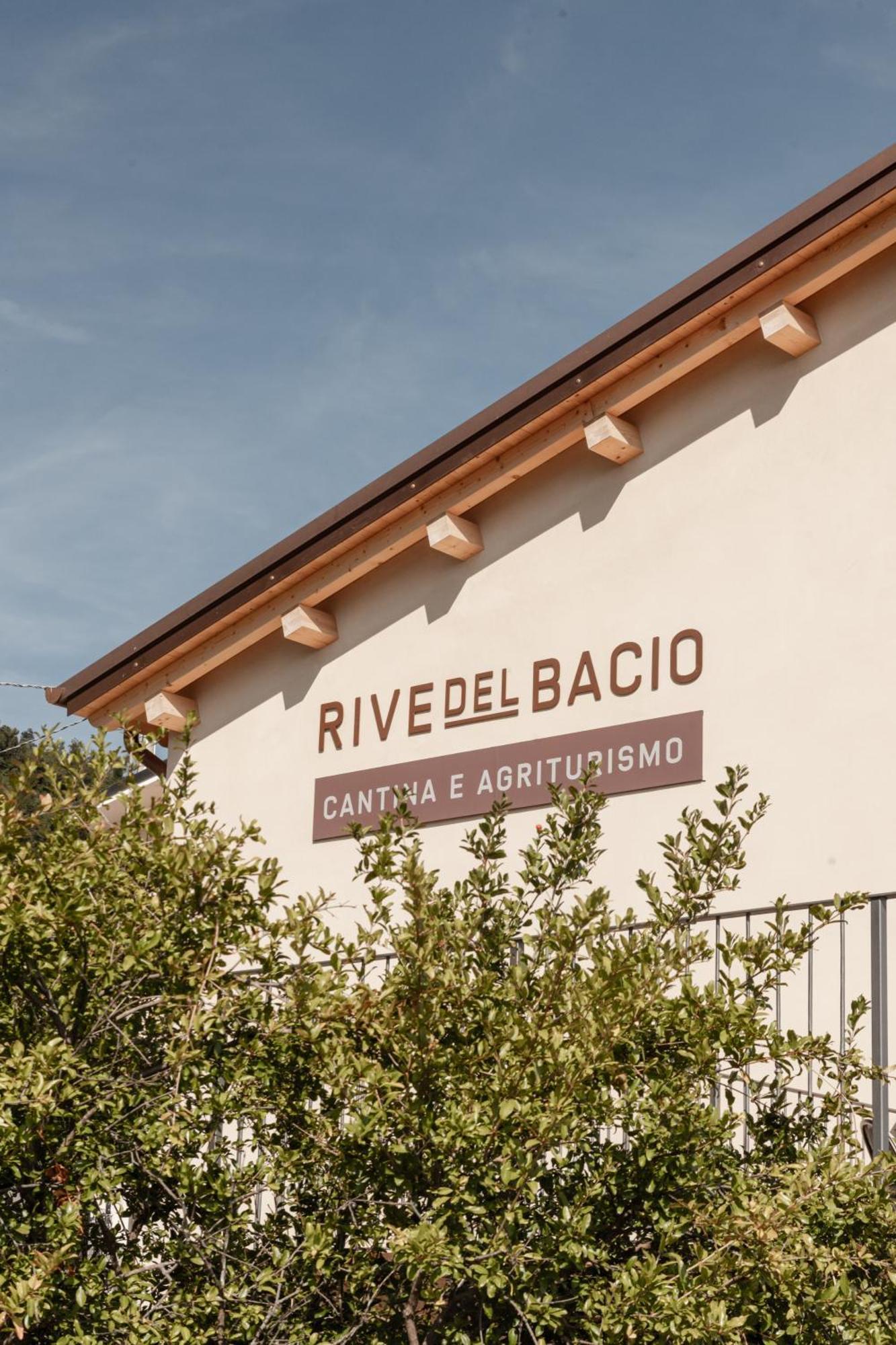 Agriturismo Rive Del Bacio - La Dimora 발도비아데네 외부 사진